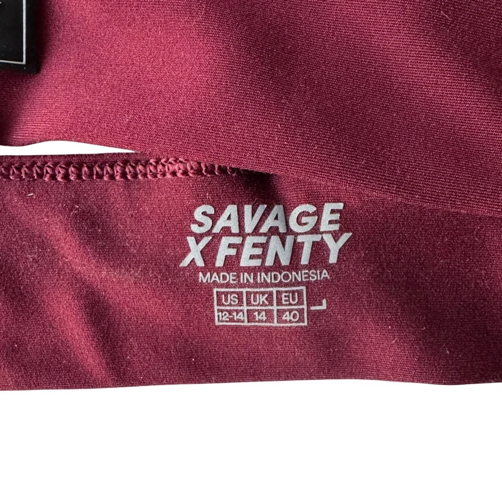 Savage X Fenty Burgundy Strappy Halter Bralette Bra Top Size L Runs Small - Picture 4 of 6